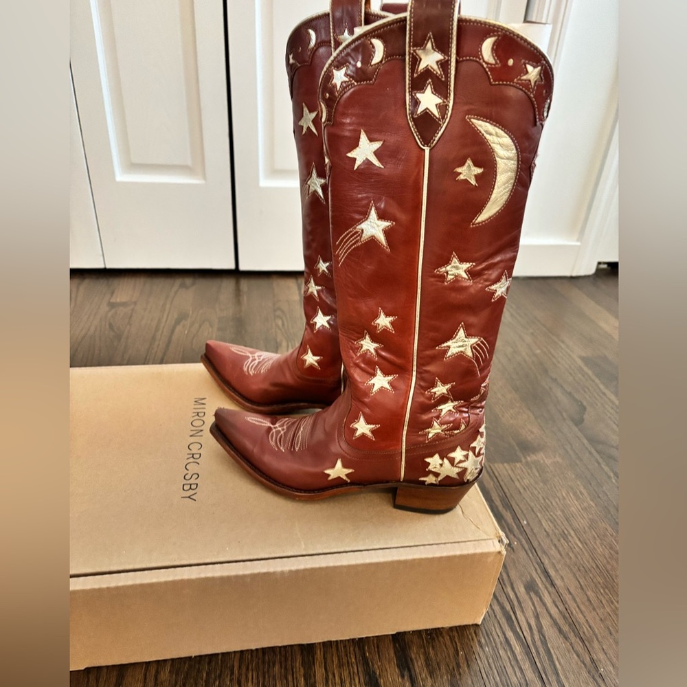 (SOLD) Miron Crosby Margretta Caramel - Size 8.5B
